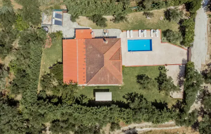 Planos Villa  με ιδιωτική πισίνα