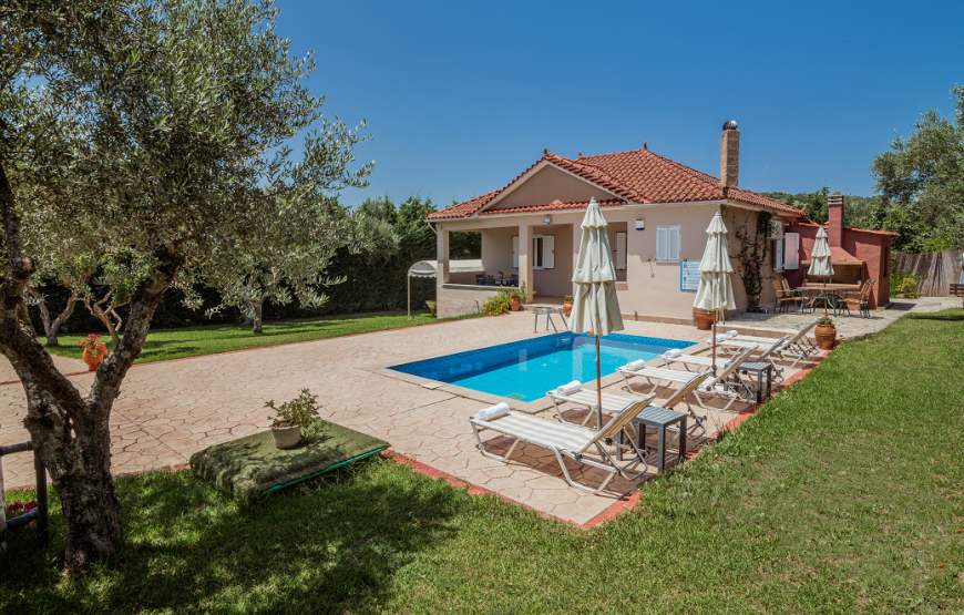 Planos Villa with private pool