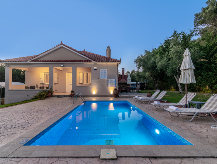 Planos Villa with private pool