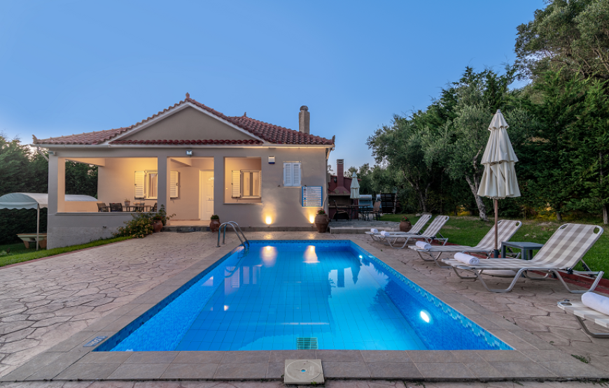 Planos Villa with private pool