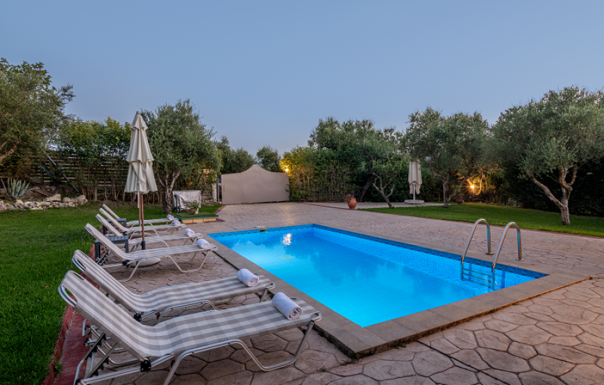 Planos Villa with private pool