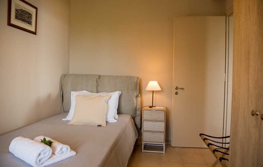 Akrotiri Sea View Suites – II