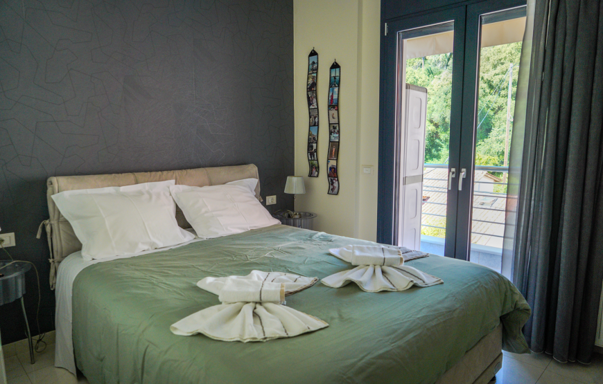 Emmeleia Sea View Suite