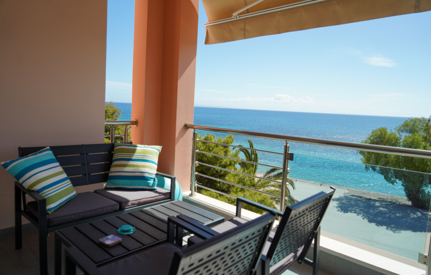 Emmeleia Sea View Suite